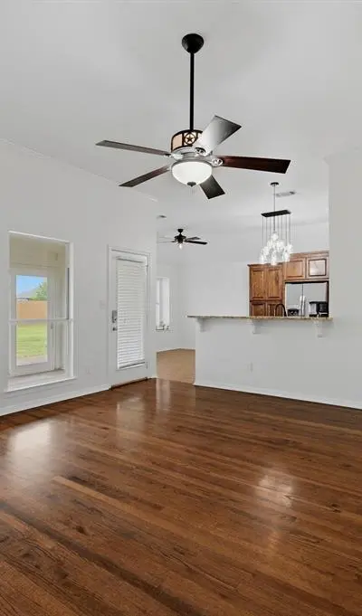 806 Birch Circle, Van Alstyne TX 75495 - Photo 5