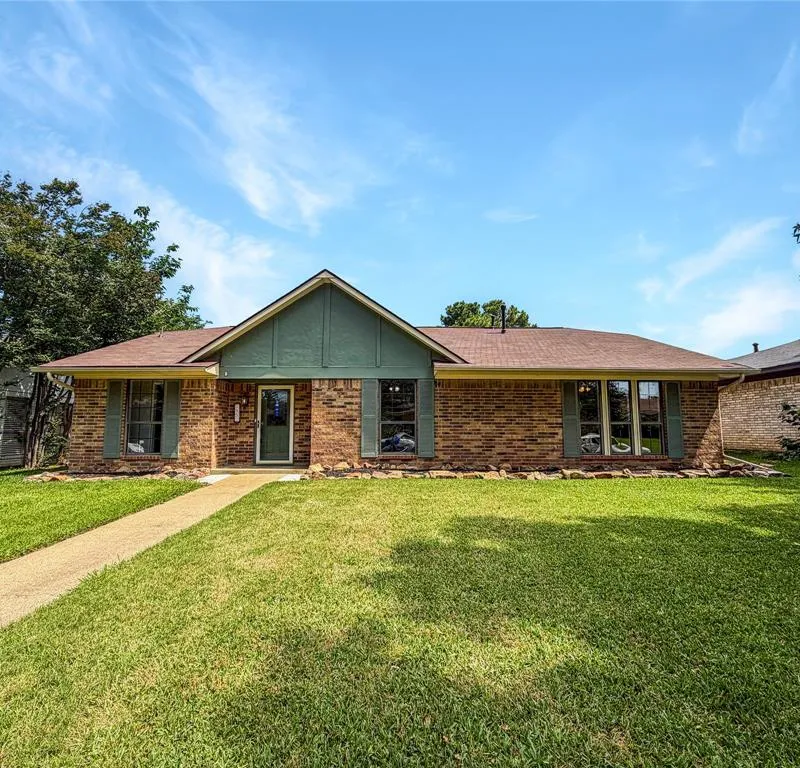 1857 El Paso Street, Lewisville TX 75077