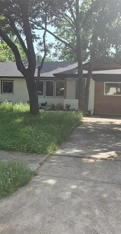 2108 Blake Avenue, Dallas TX 75228 - Photo 2