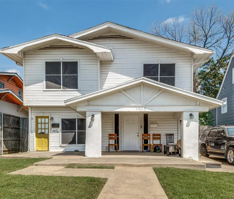 1015 Kings Highway, Dallas TX 75208