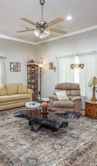 410 3rd Street, Whitesboro TX 76273 - Photo 3