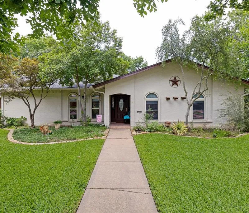 2900 Whitemarsh Circle, Richardson TX 75080
