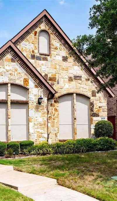 2459 Embleton Drive, Lewisville TX 75067