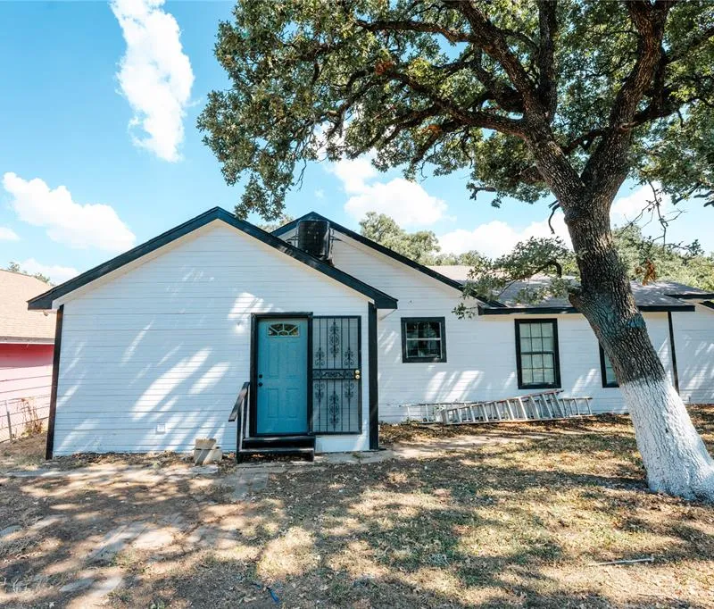 4514 Erath Street, Fort Worth TX 76119