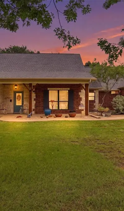 2421 Pecan Springs Road, Cleburne TX 76031