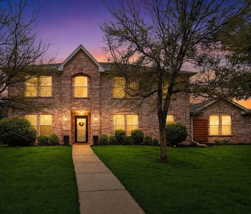 1016 Ridgetop Drive, Justin TX 76247