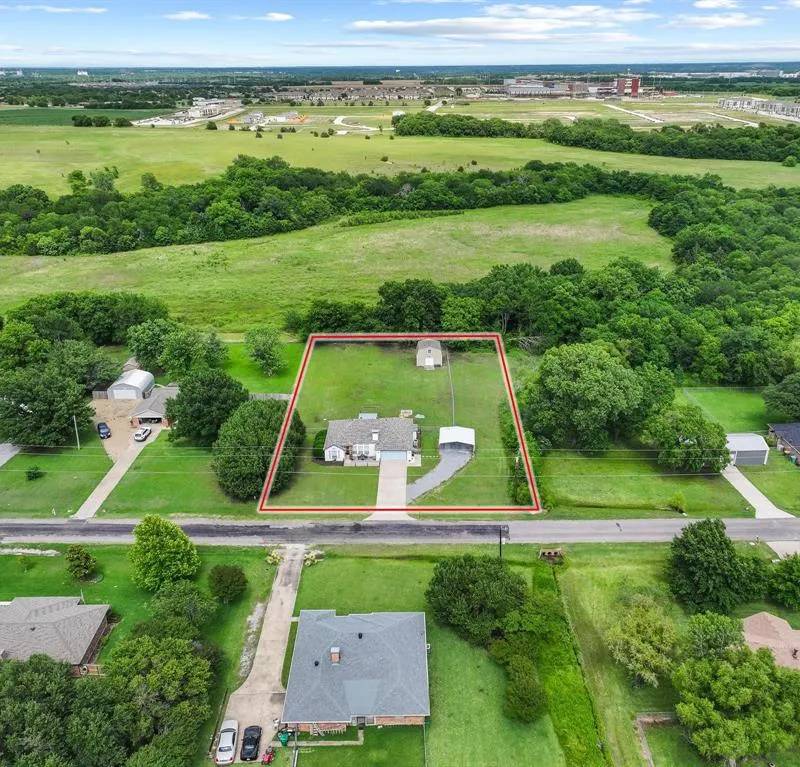 2601 Rolling Hills Drive, Sherman TX 75092