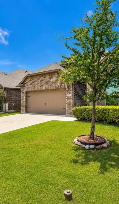 639 Congressional Avenue, Red Oak TX 75154