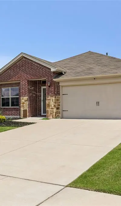 9705 Snowbell Lane, Fort Worth TX 76036 - Photo 3