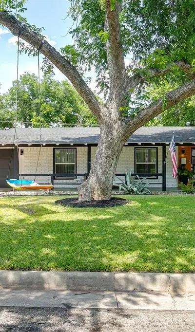 4224 Lanark Avenue, Fort Worth TX 76109 - Photo 2