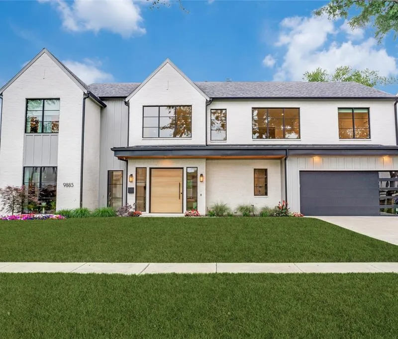 9885 Mixon Drive, Dallas TX 75220