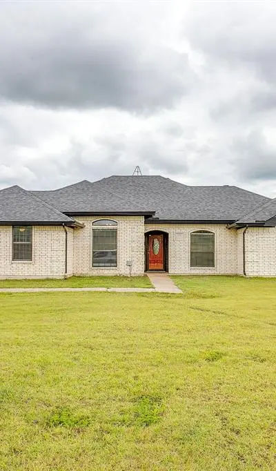 1050 Hampel Road, Palmer TX 75152