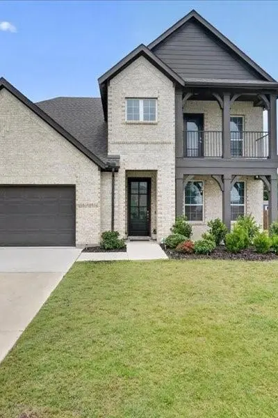 1624 Pavin Lane, Fort Worth TX 76052