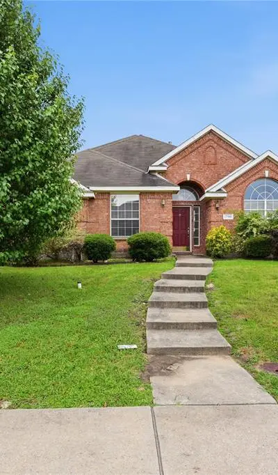 1700 Wylie Creek Drive, DeSoto TX 75115