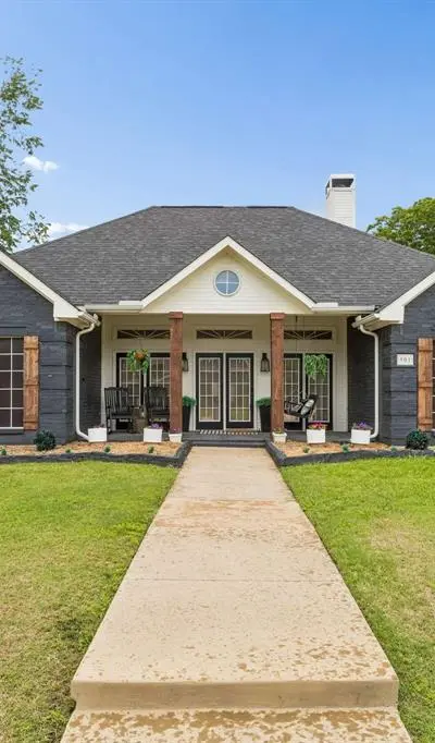 901 Wood Street, Royse City TX 75189