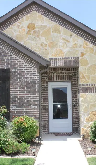 217 Foreman Drive, Midlothian TX 76065