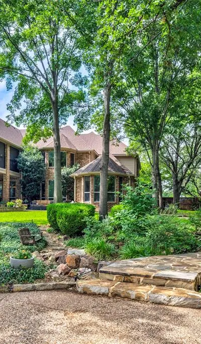 3905 Rothschild Drive, Flower Mound TX 75022 - Photo 3