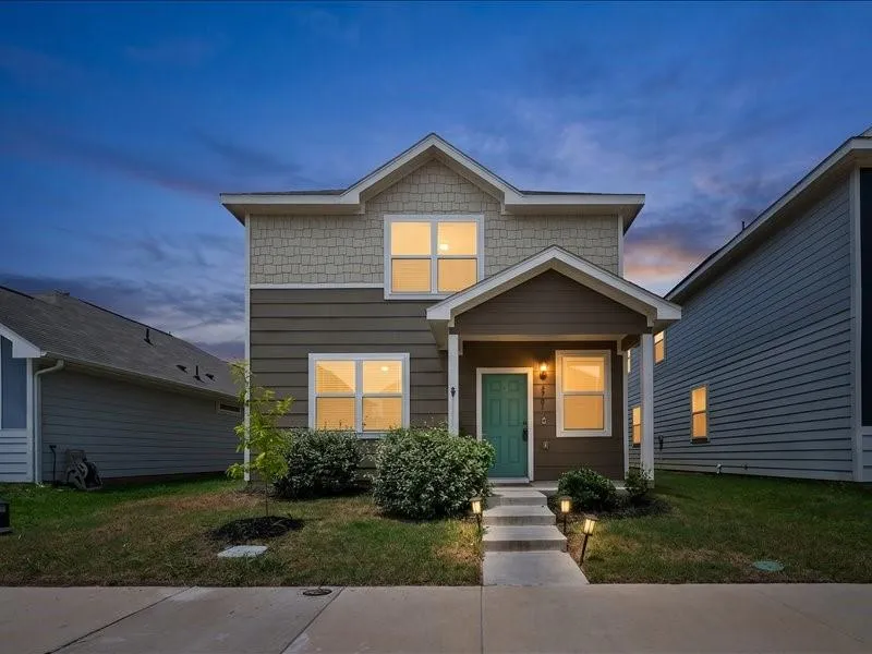 5701 Willamette Drive, Fort Worth TX 76119