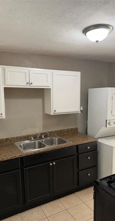 2709 Hanger, Fort Worth TX 76105 - Photo 5