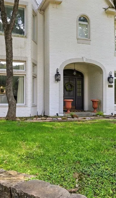 605 Shady Brook Court, Southlake TX 76092 - Photo 4