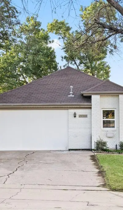 2403 Beverly Hills Lane, Mesquite TX 75150 - Photo 2