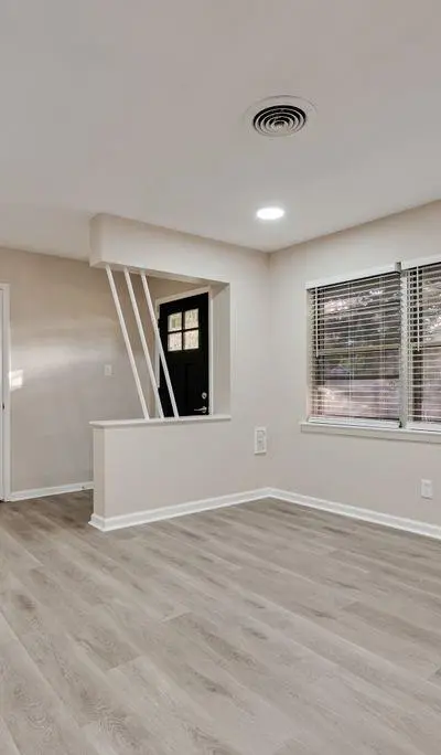 5706 Rocky Ridge Road, Dallas TX 75241 - Photo 2
