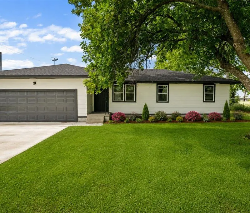 613 Jefferson Avenue, Princeton TX 75407