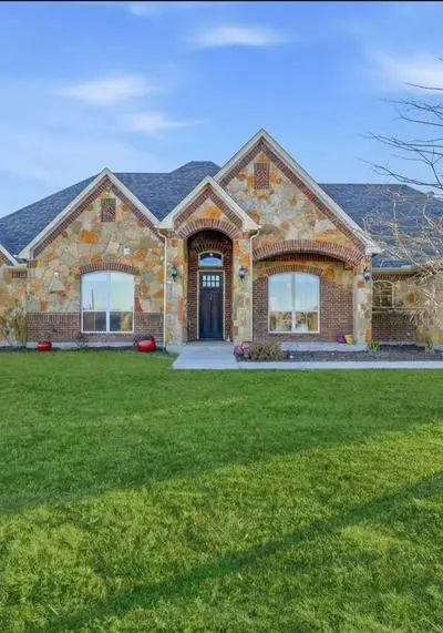 25275 Williams Drive, Justin TX 76247
