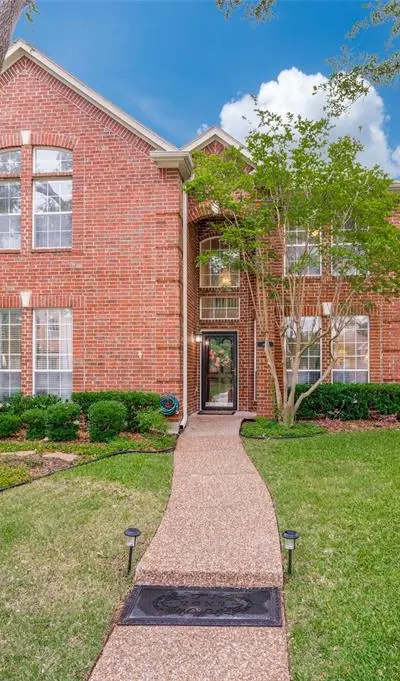 2806 Mayfair Lane, McKinney TX 75071