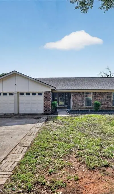 6724 Bartay Drive, North Richland Hills TX 76182
