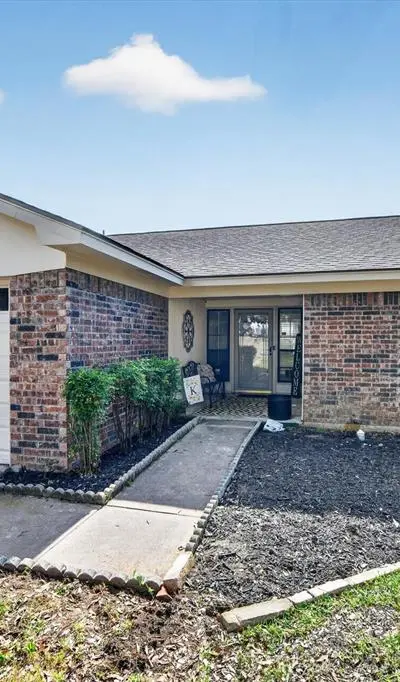 6724 Bartay Drive, North Richland Hills TX 76182 - Photo 3