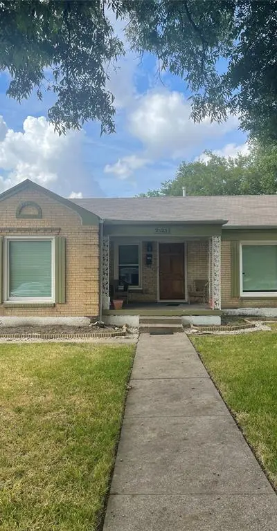 2523 Roanoke Avenue, Dallas TX 75235