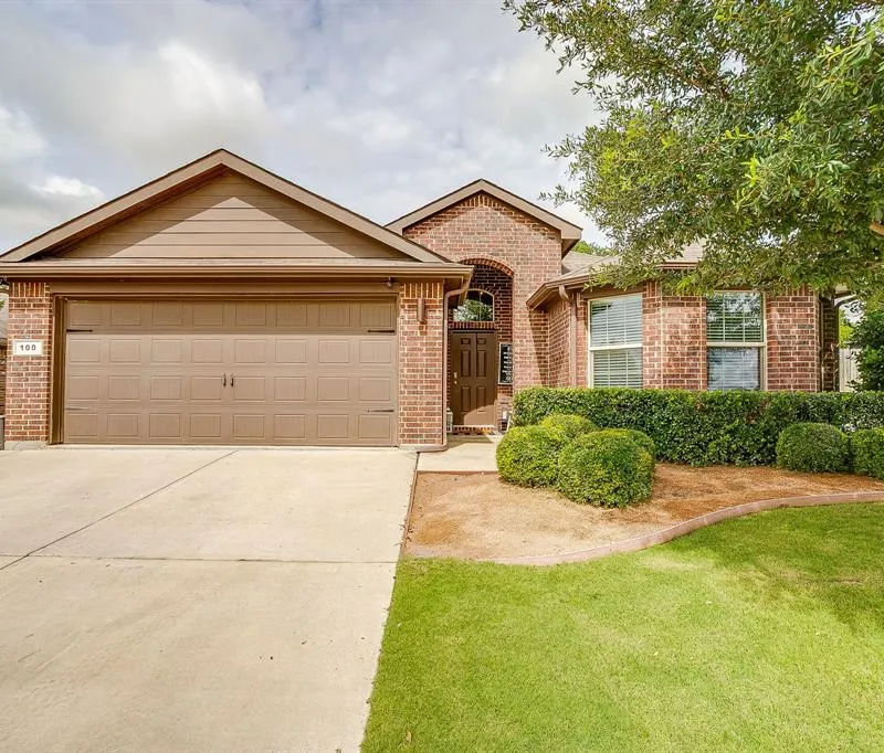 100 Tall Meadow Street, Azle TX 76020