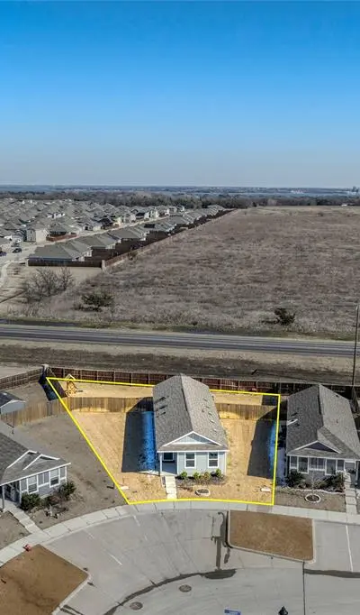 6611 Coulter Drive, Princeton TX 75407 - Photo 2