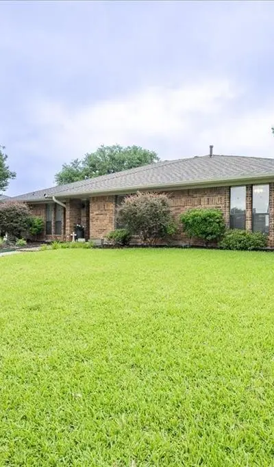 2223 Valley Mill, Carrollton TX 75006