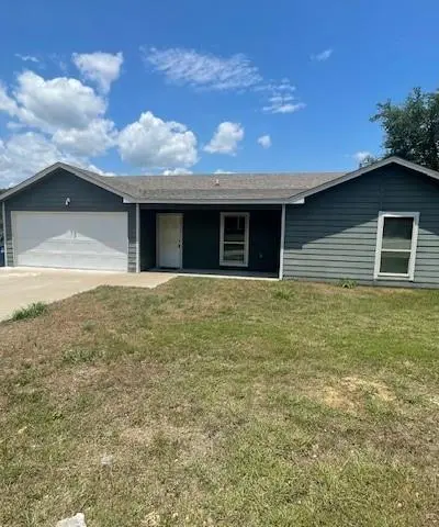 1816 Hidden Valley Road, Granbury TX 76049