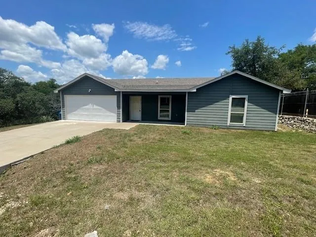 1816 Hidden Valley Road, Granbury TX 76049