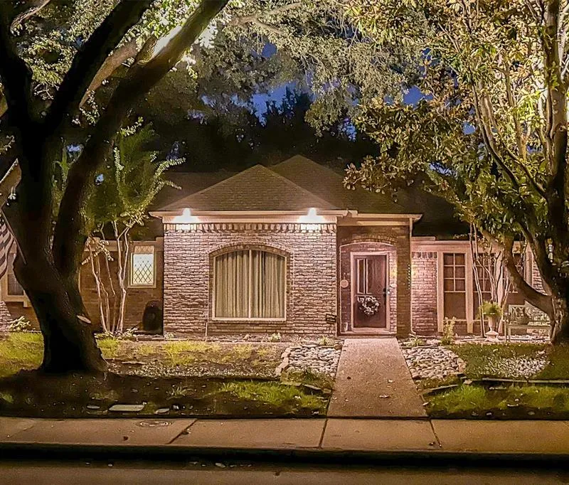 6016 Timber Creek Lane, Dallas TX 75248