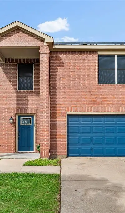 105 Vivian Drive, Waxahachie TX 75165
