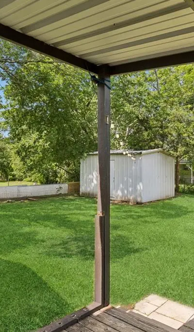 1120 S Pine Street, Grapevine TX 75050 - Photo 3