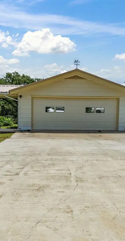 381 Bynum Road, Bowie TX 76230 - Photo 4