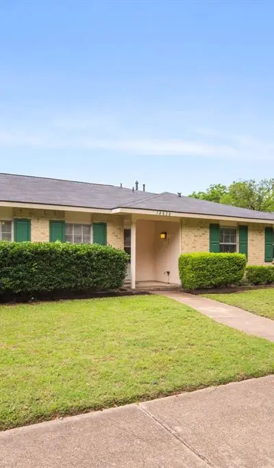 10828 Villa Haven Drive, Dallas TX 75238 - Photo 2