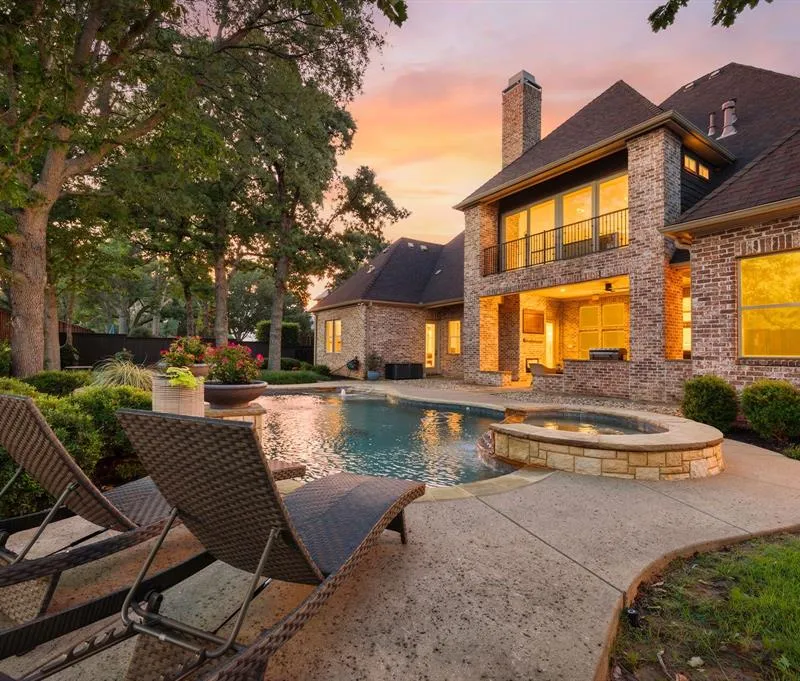 6804 Whittier Lane, Colleyville TX 76034