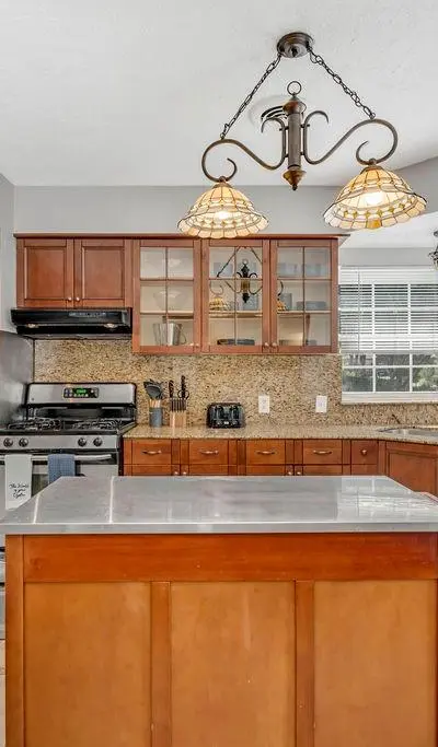 2240 Lawndale Drive, Dallas TX 75211 - Photo 4