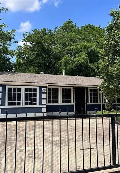 141 W Brownlee Avenue, Dallas TX 75224 - Photo 3