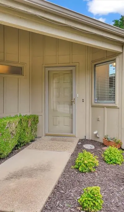 4173 Rosser Square, Dallas TX 75244 - Photo 2