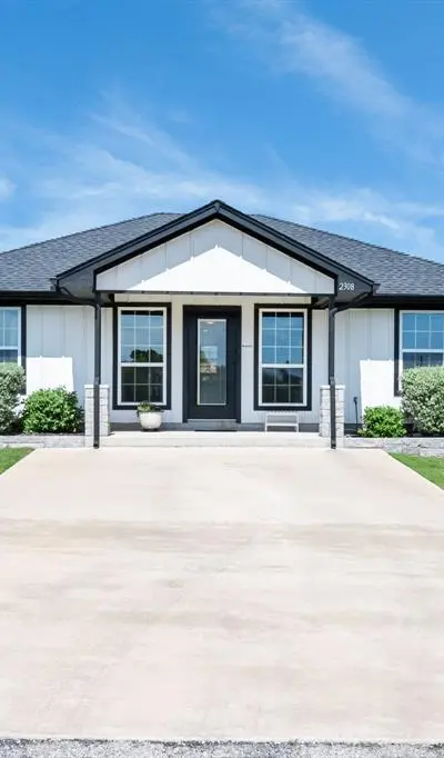 2308 Centaurus Way, Granbury TX 76048 - Photo 2