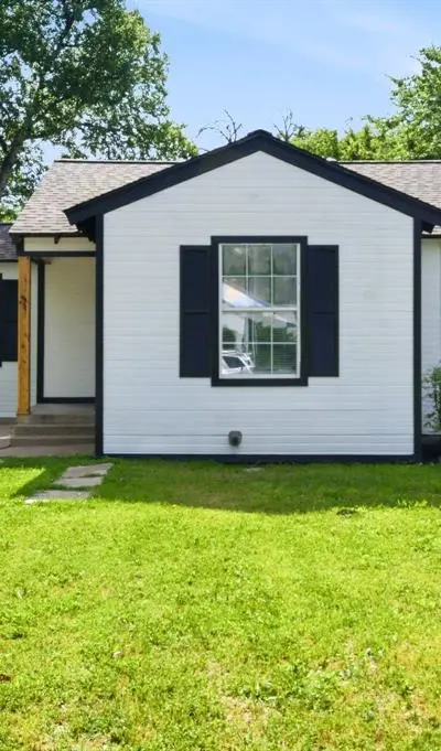 4909 Sandage Avenue, Fort Worth TX 76115