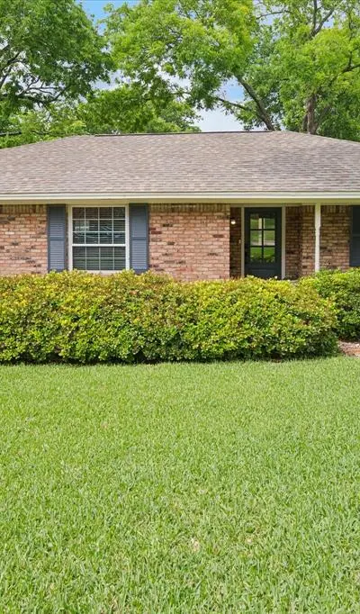 10025 Lanshire Drive, Dallas TX 75238
