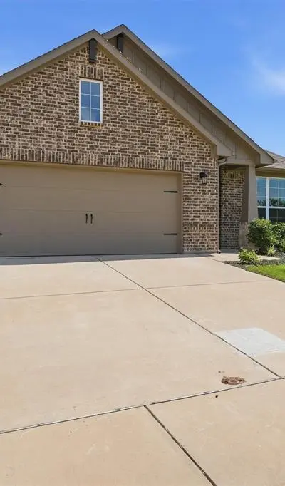 1504 Sand Dollar Trail, Weatherford TX 76087 - Photo 2